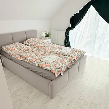 Na Białych Brzóz Casa de Férias Zabierzow
