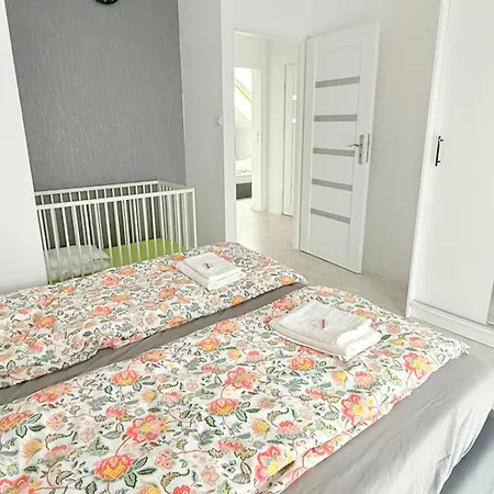 Na Białych Brzóz Casa de Férias Zabierzow